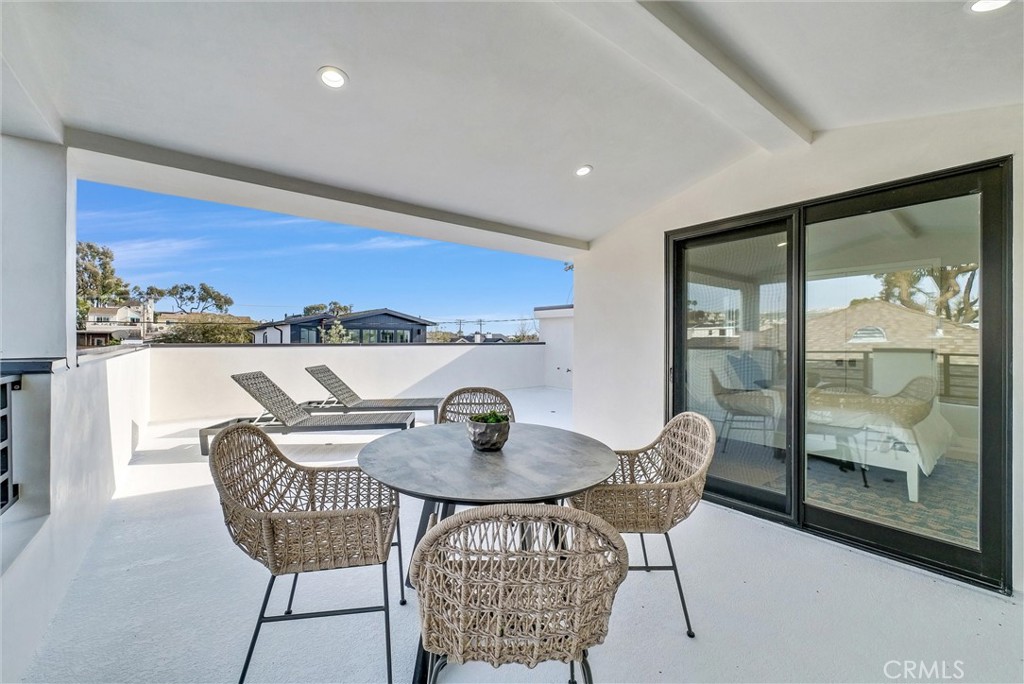 424 1/2 Orchid Avenue Back Unit