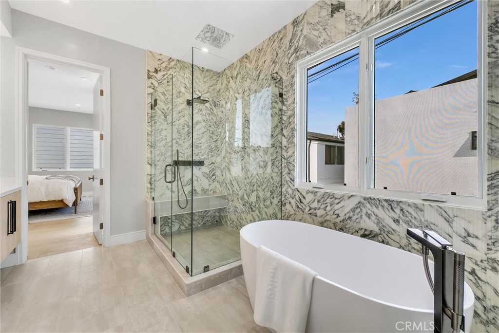 424 1/2 Orchid Avenue Back Unit