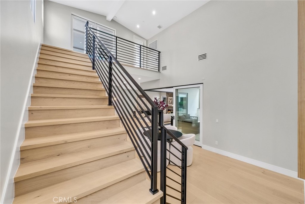 424 1/2 Orchid Avenue Back Unit