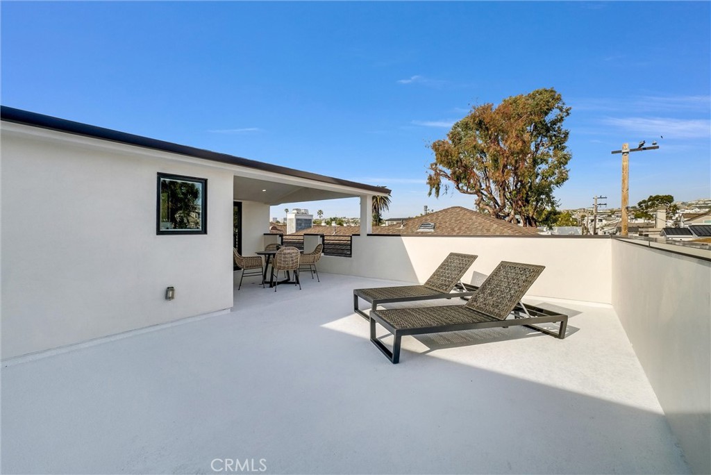 424 1/2 Orchid Avenue Back Unit