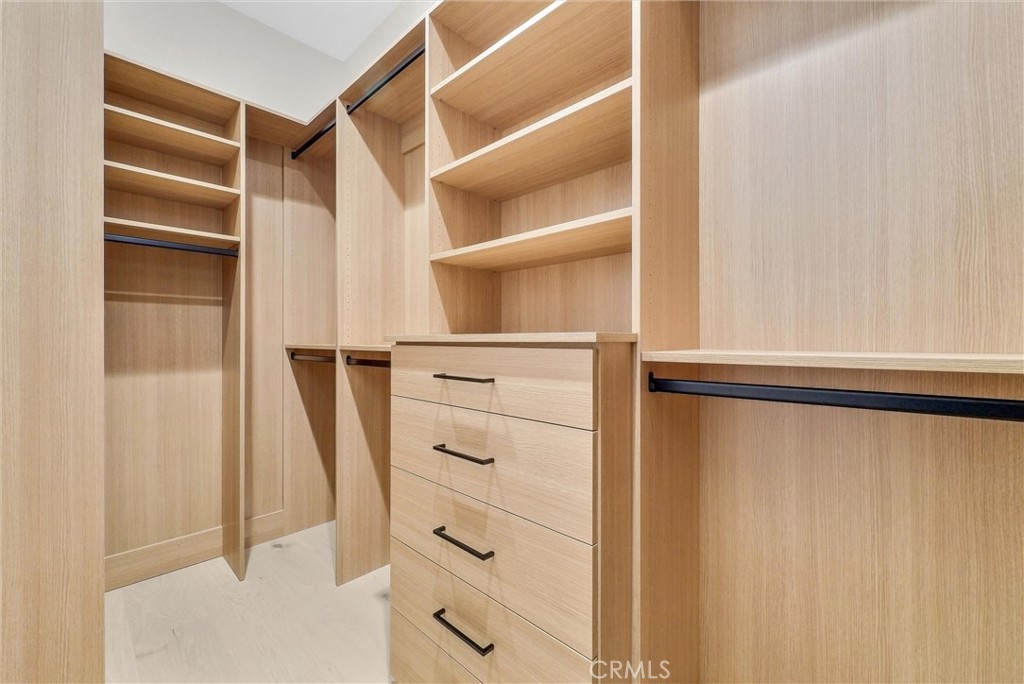 424 1/2 Orchid Avenue Back Unit