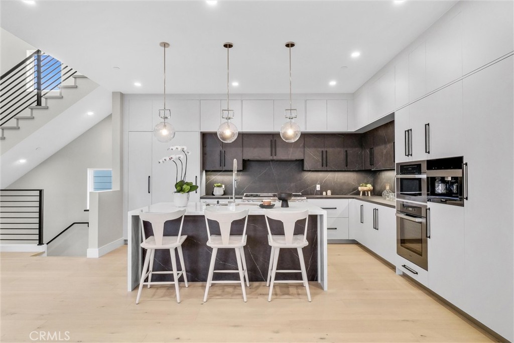 424 1/2 Orchid Avenue Back Unit