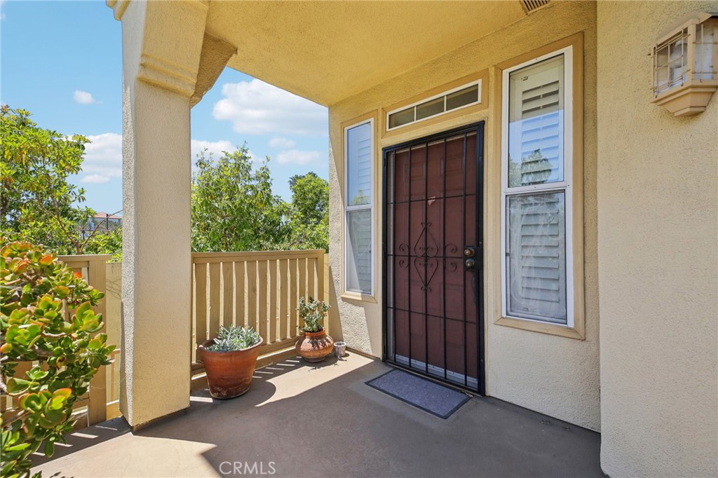 489 W Summerfield Circle