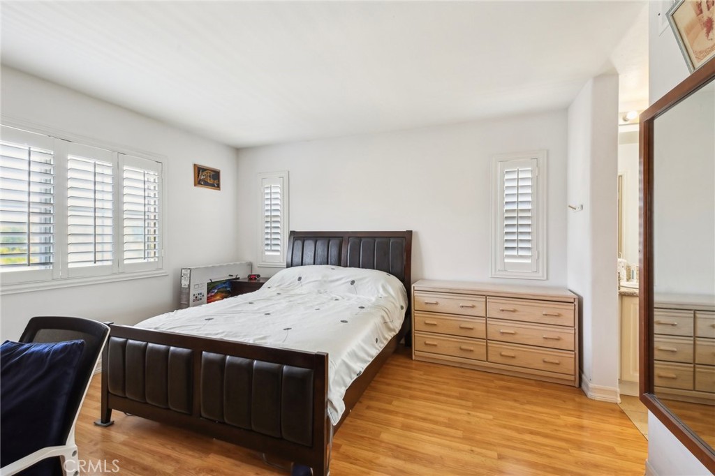 489 W Summerfield Circle