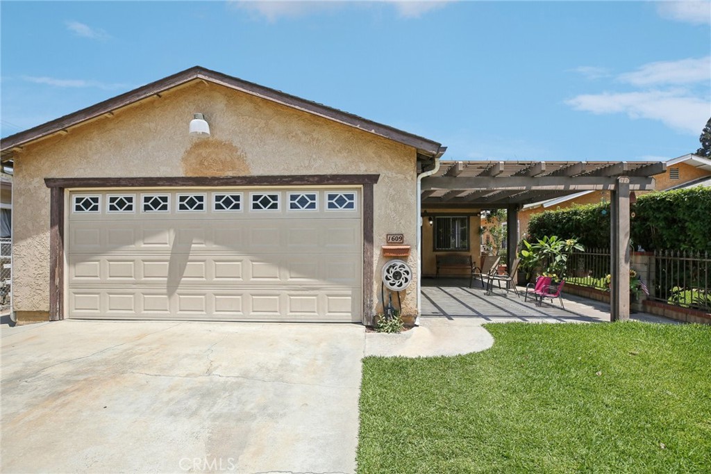 1609 Sierra Vista Avenue