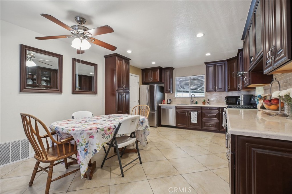 1609 Sierra Vista Avenue