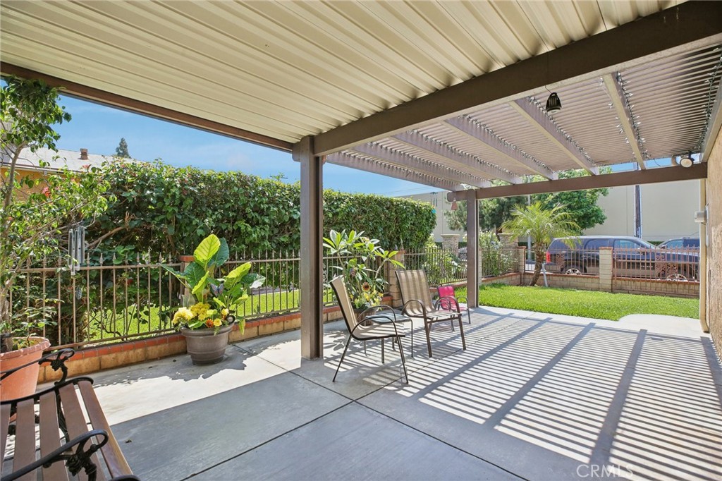 1609 Sierra Vista Avenue