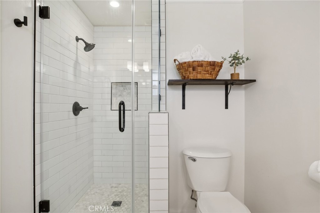 2300 E Coolidge Avenue