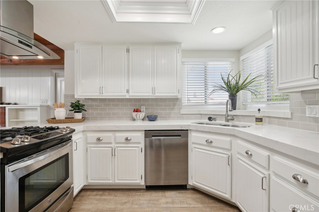 2300 E Coolidge Avenue