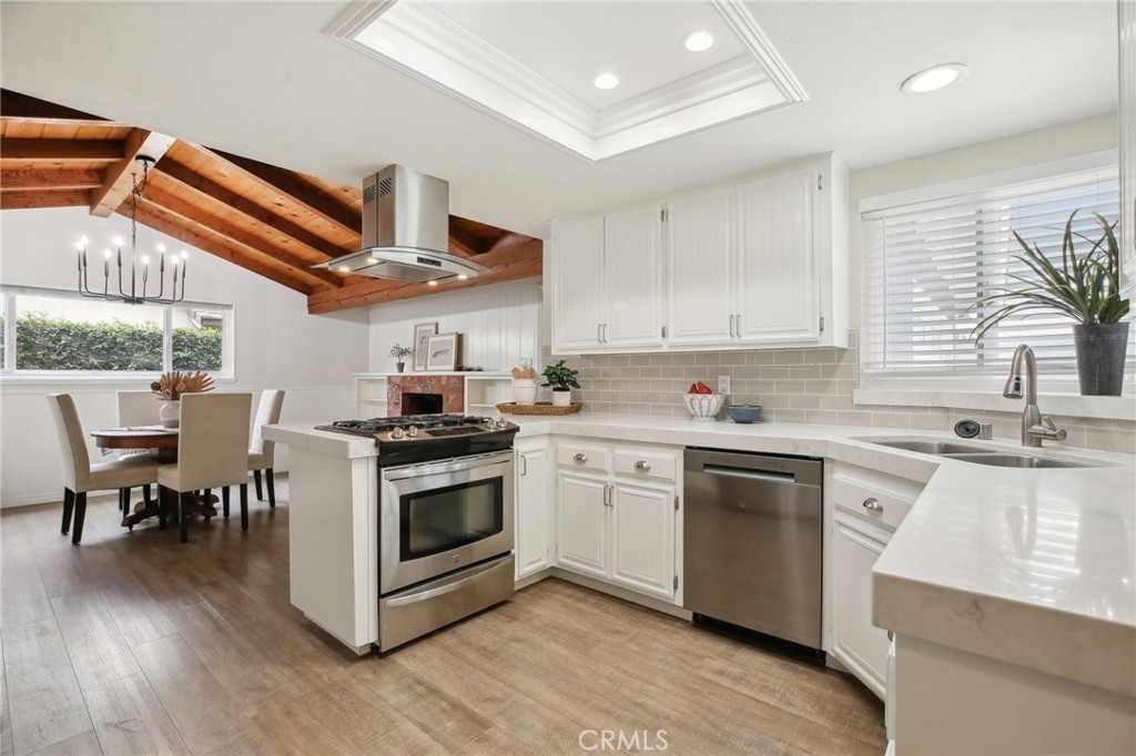 2300 E Coolidge Avenue