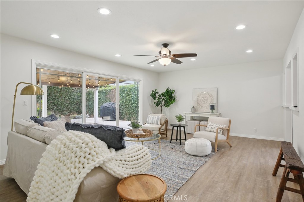 2300 E Coolidge Avenue