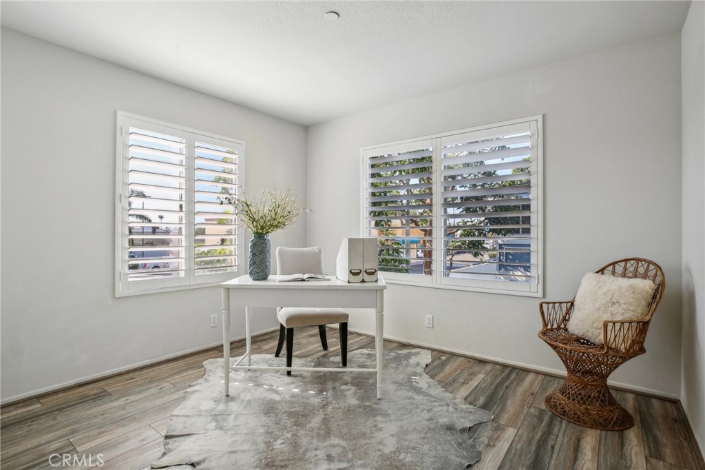 19130 Beachcrest Lane E