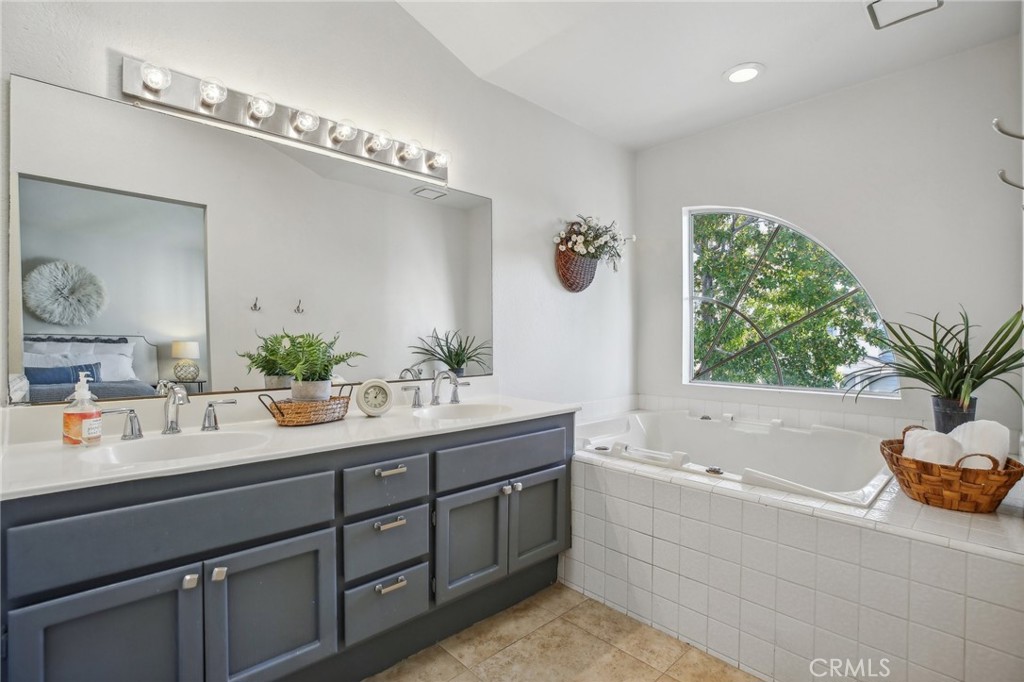 19130 Beachcrest Lane E