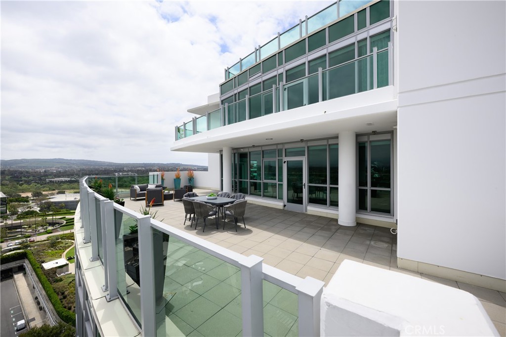 3141 Michelson Drive 1701