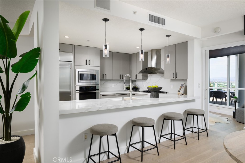 3141 Michelson Drive 1701