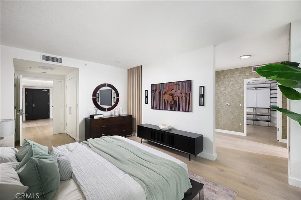 3141 Michelson Drive 1701