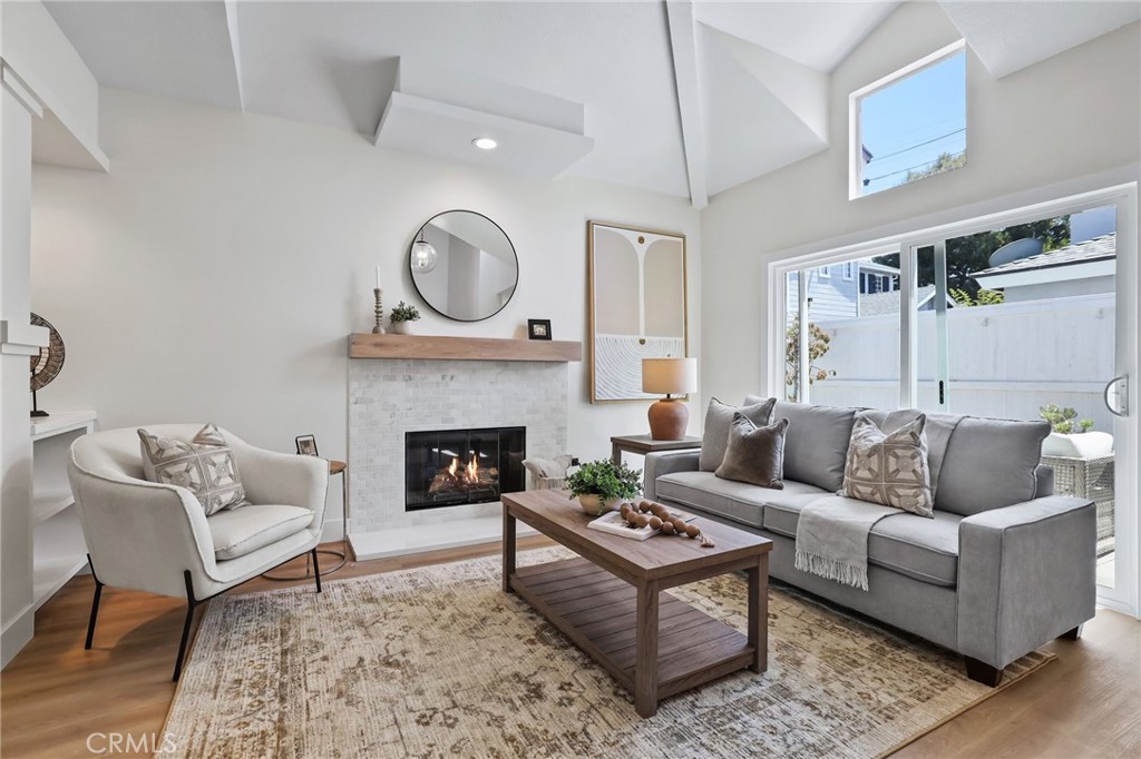 1602 Sea Horse Circle