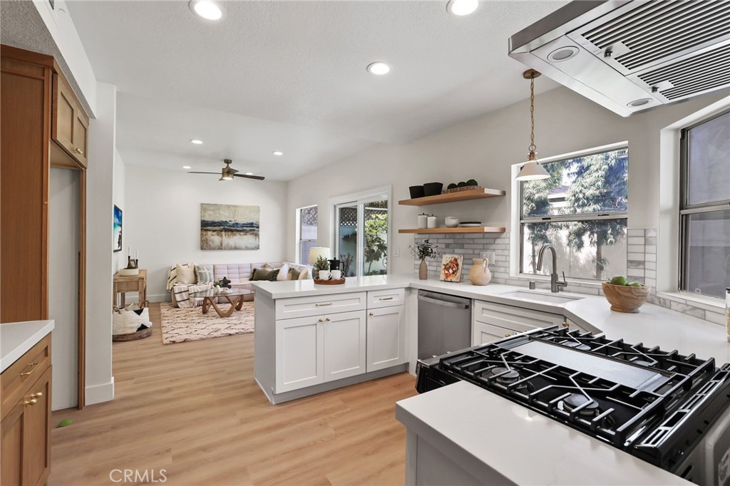 1602 Sea Horse Circle