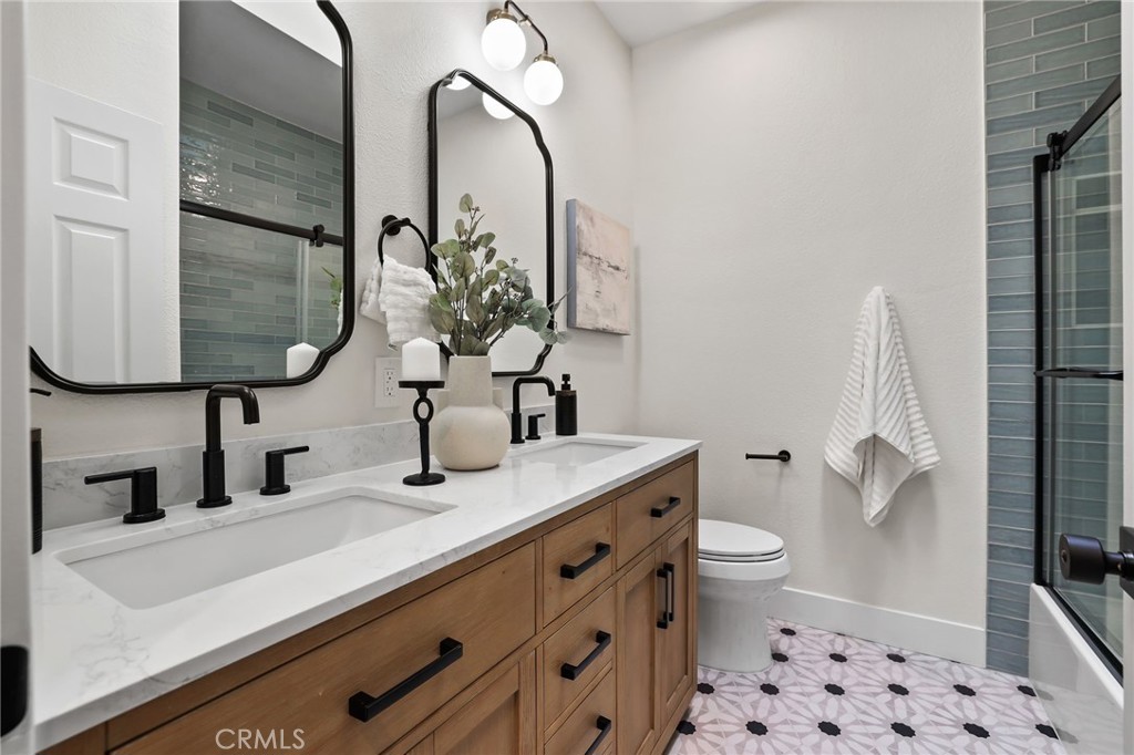 1602 Sea Horse Circle