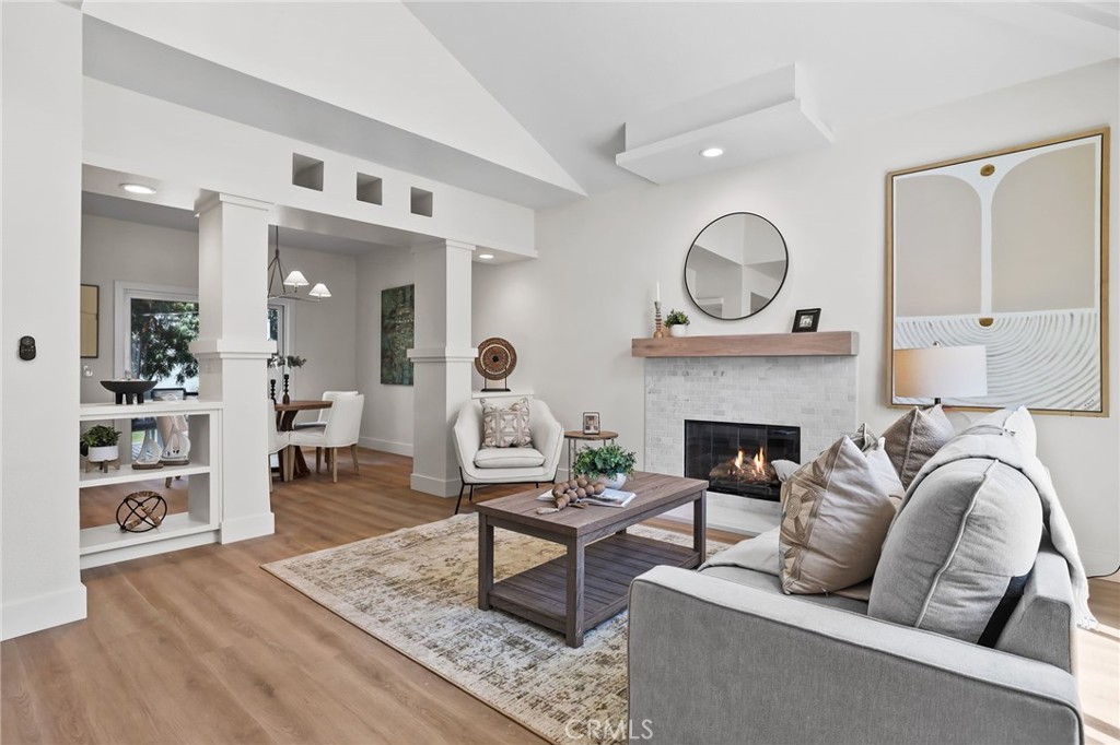 1602 Sea Horse Circle