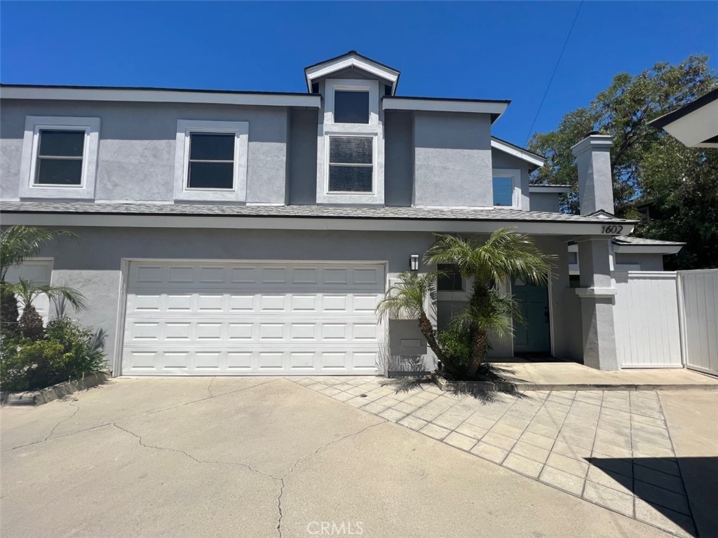 1602 Sea Horse Circle