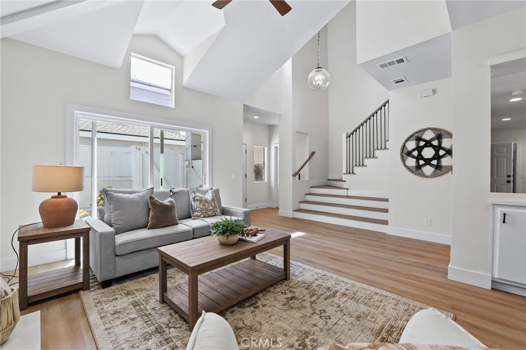 1602 Sea Horse Circle