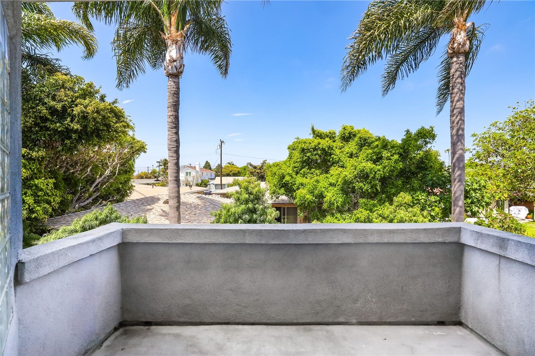 1602 Sea Horse Circle