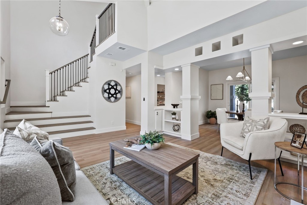 1602 Sea Horse Circle