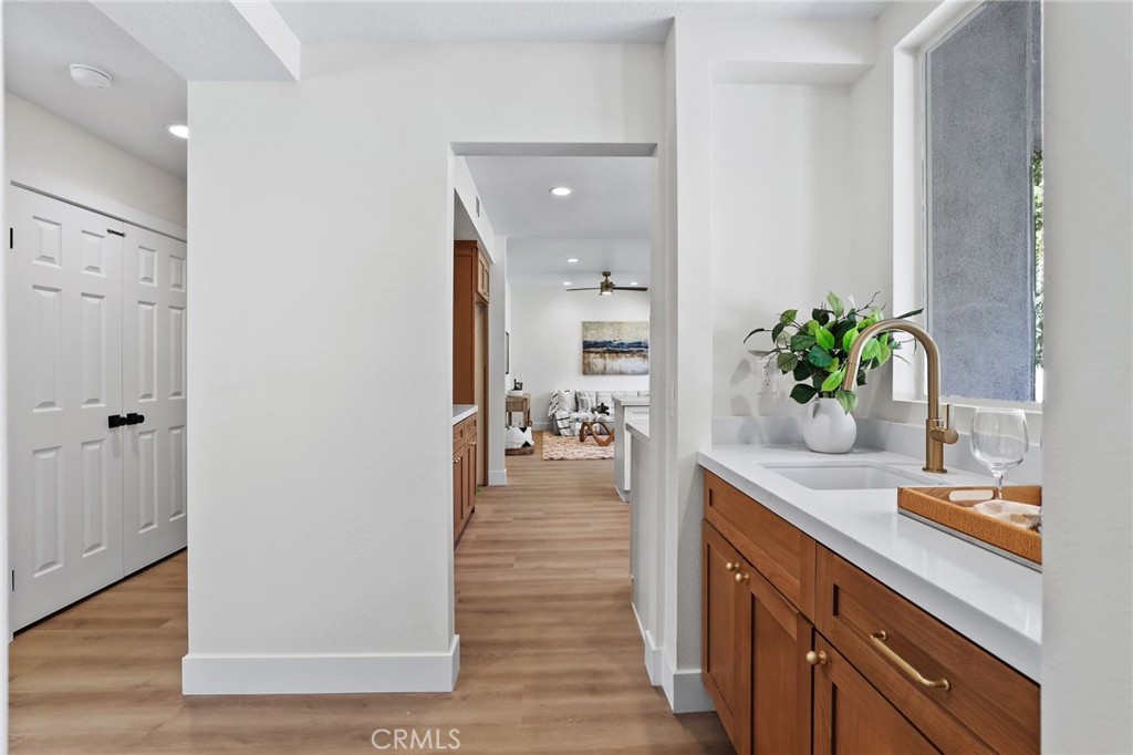 1602 Sea Horse Circle