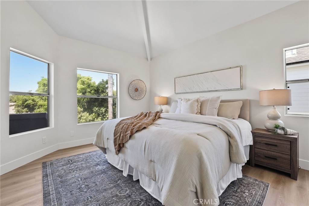 1602 Sea Horse Circle