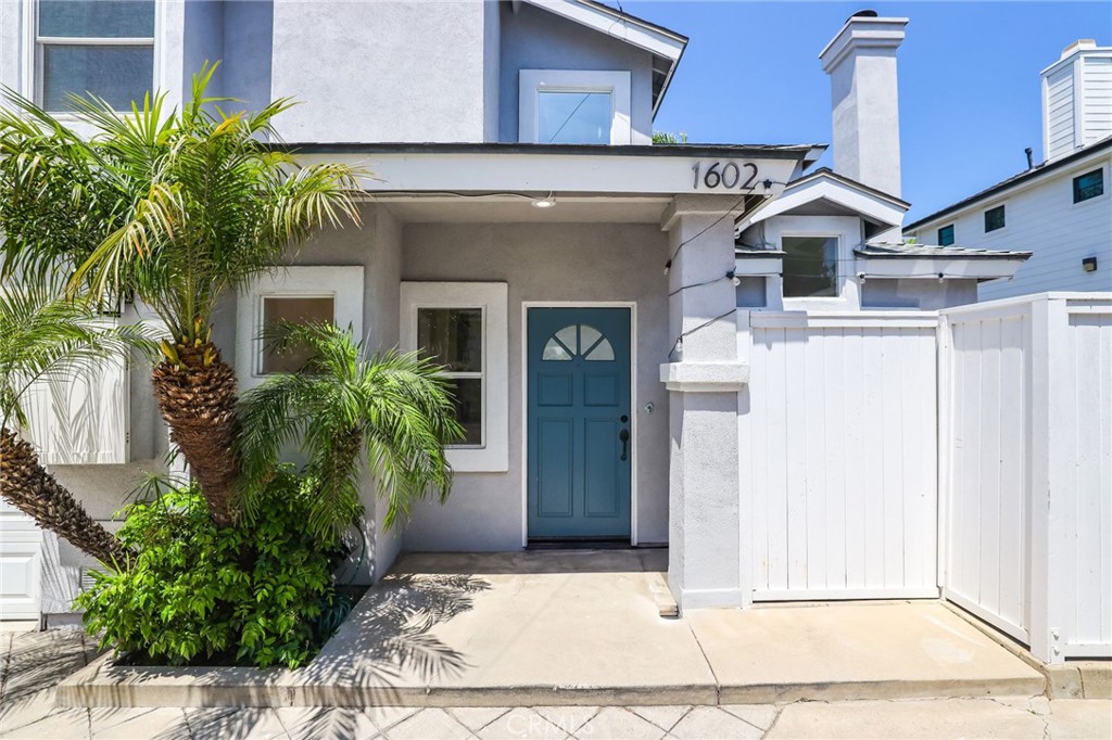 1602 Sea Horse Circle