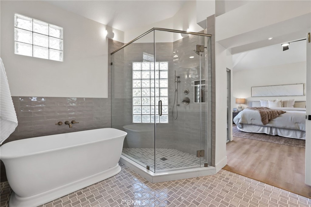 1602 Sea Horse Circle