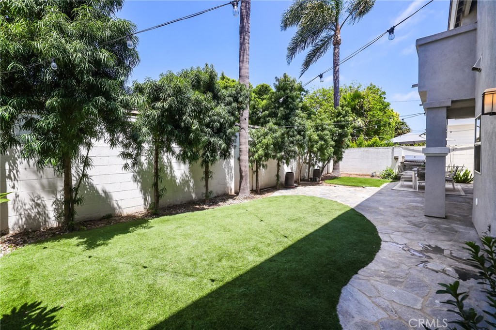 1602 Sea Horse Circle