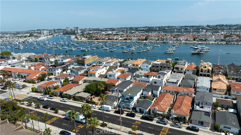 1324 W Balboa Boulevard