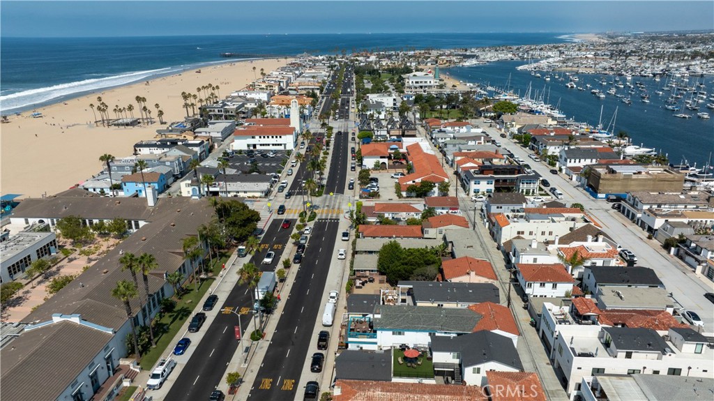 1324 W Balboa Boulevard