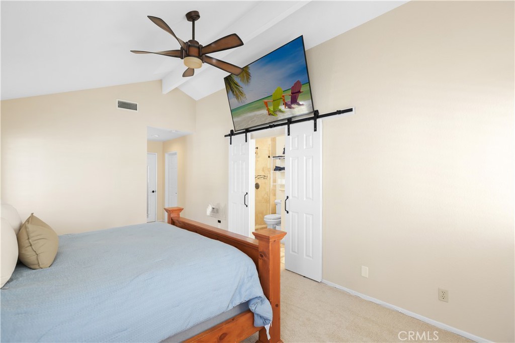 1435 Robert Court