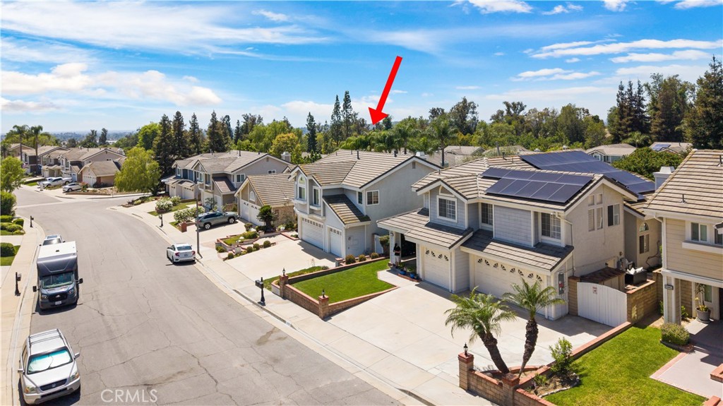 1435 Robert Court