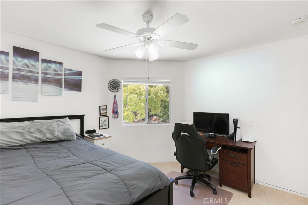 1435 Robert Court