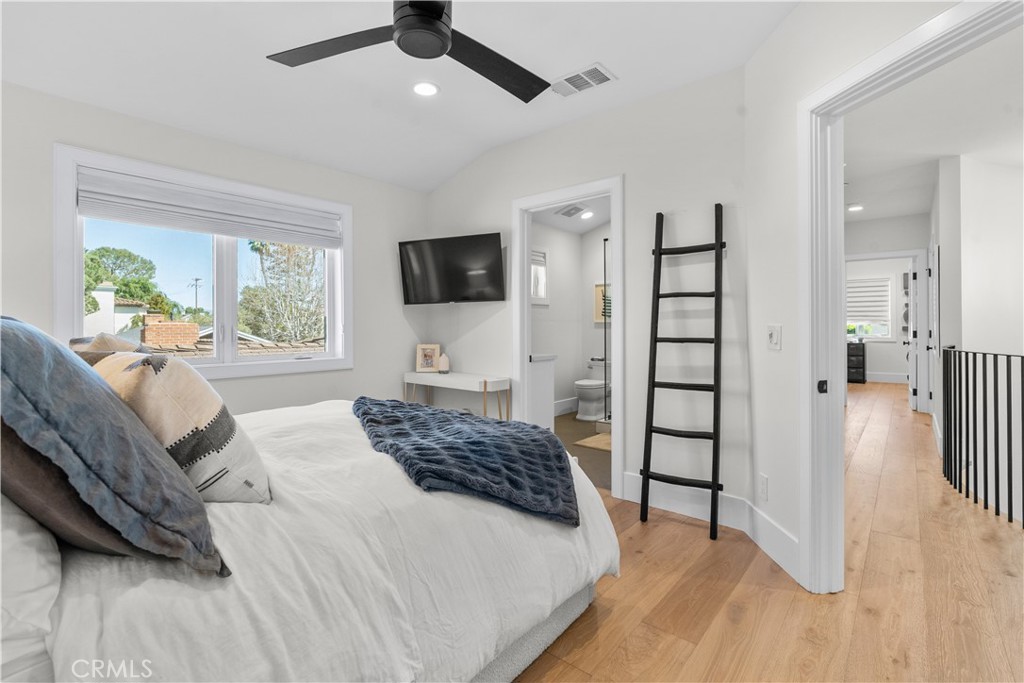 515 Tustin Ave