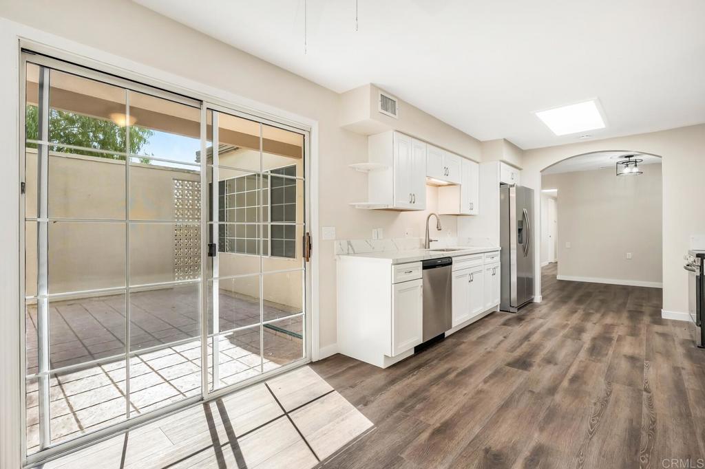 322 Avenida Carmel D