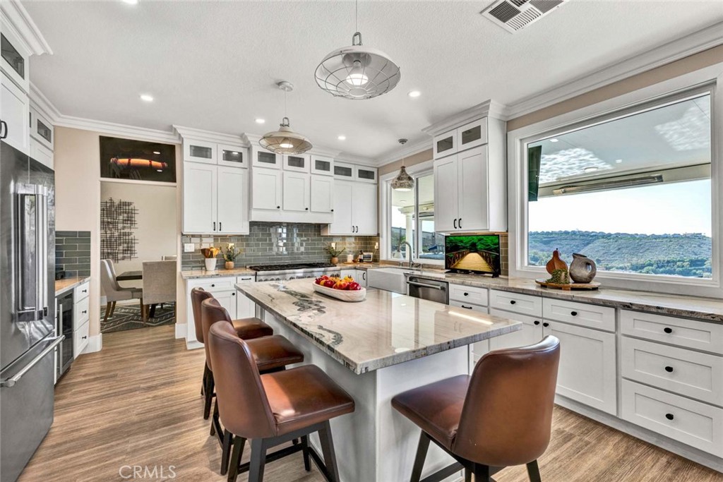 6222 E Inverness Place