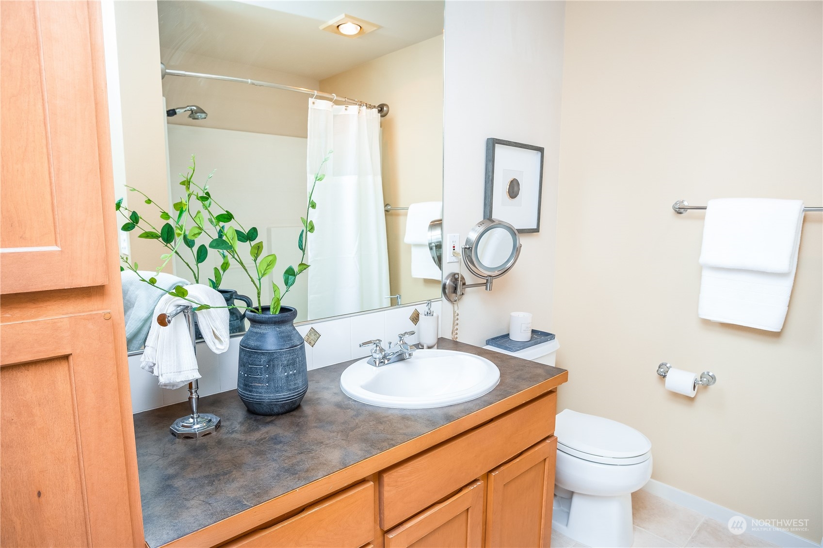 2801 1st Ave Unit: 1013