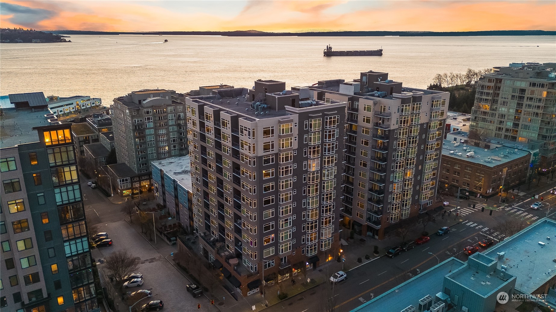 2801 1st Ave Unit: 1013