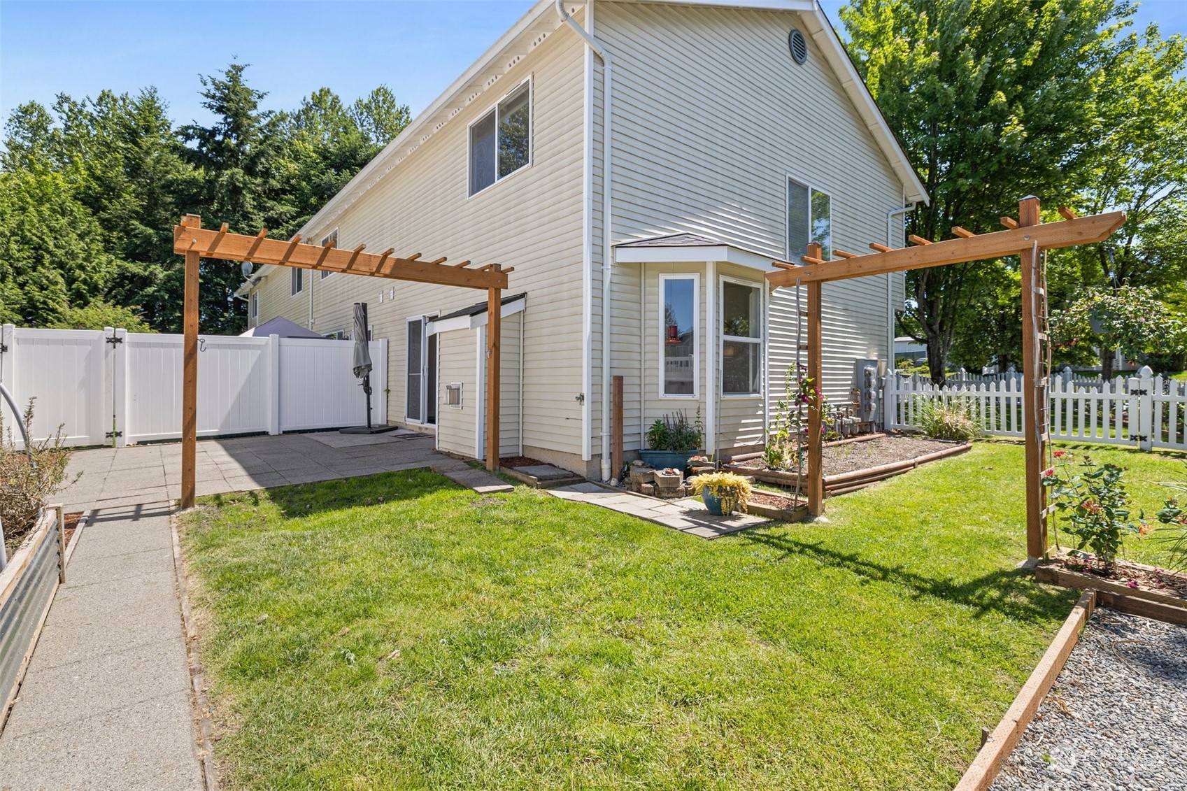 16541 169th Street SE