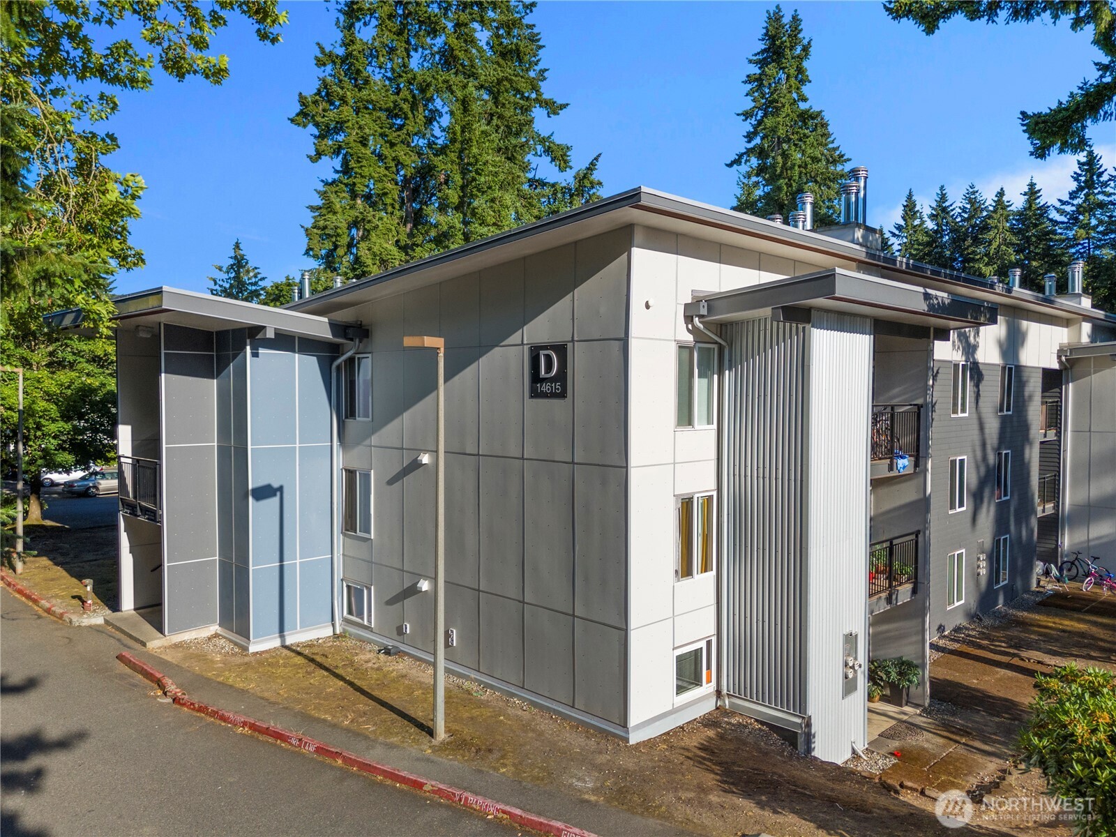 14635 NE 32nd Street Unit: D108