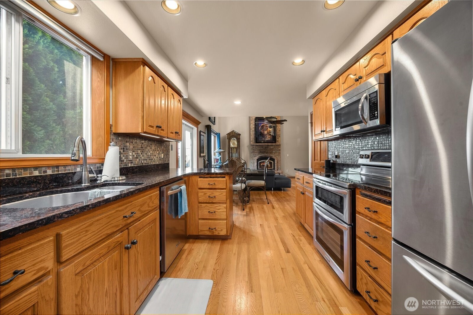 12011 N Lakeshore Drive