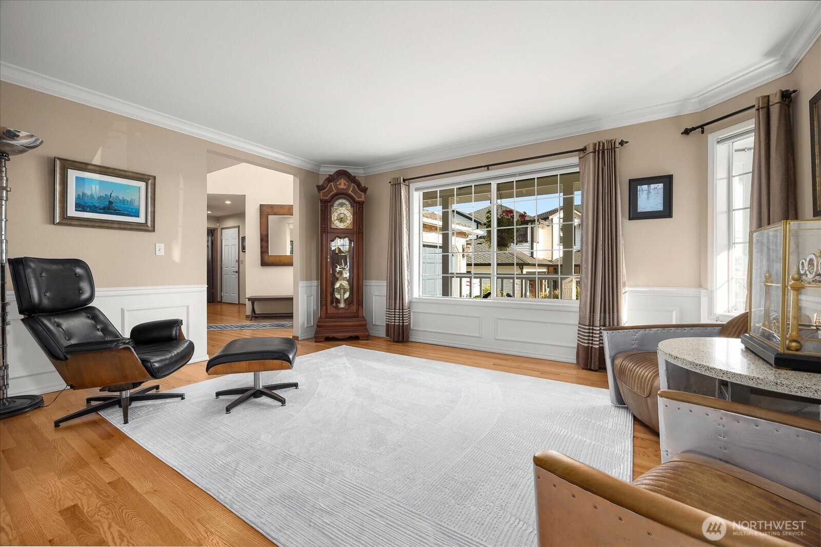 12011 N Lakeshore Drive