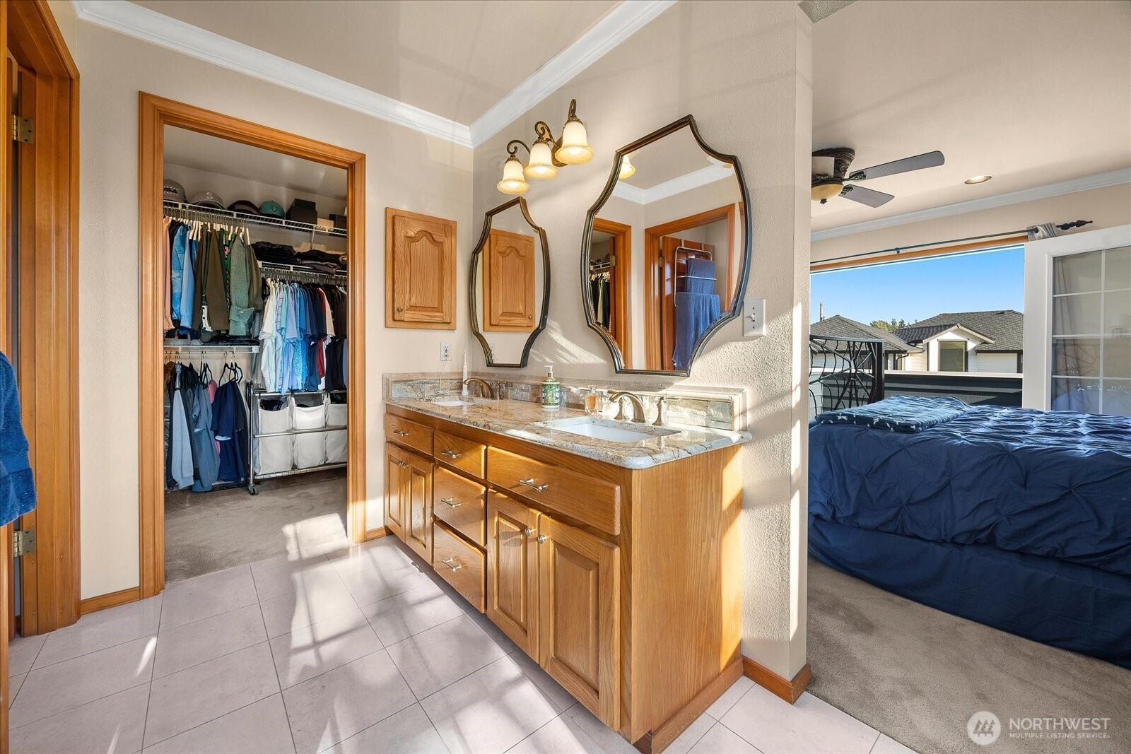 12011 N Lakeshore Drive