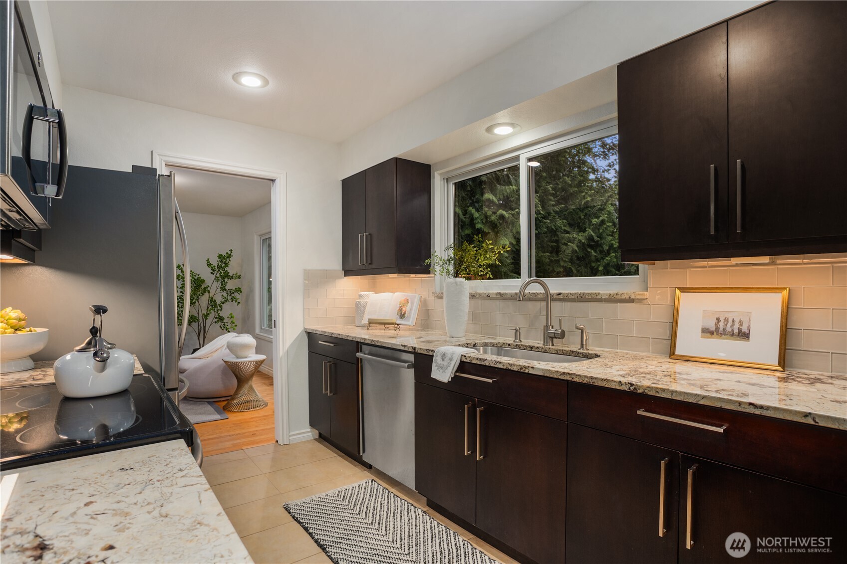 20932 NE 44th Street