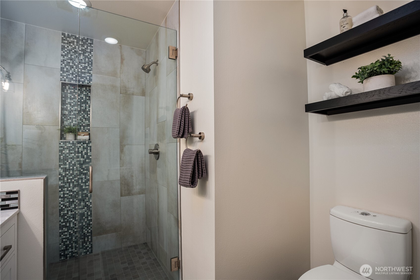 20932 NE 44th Street